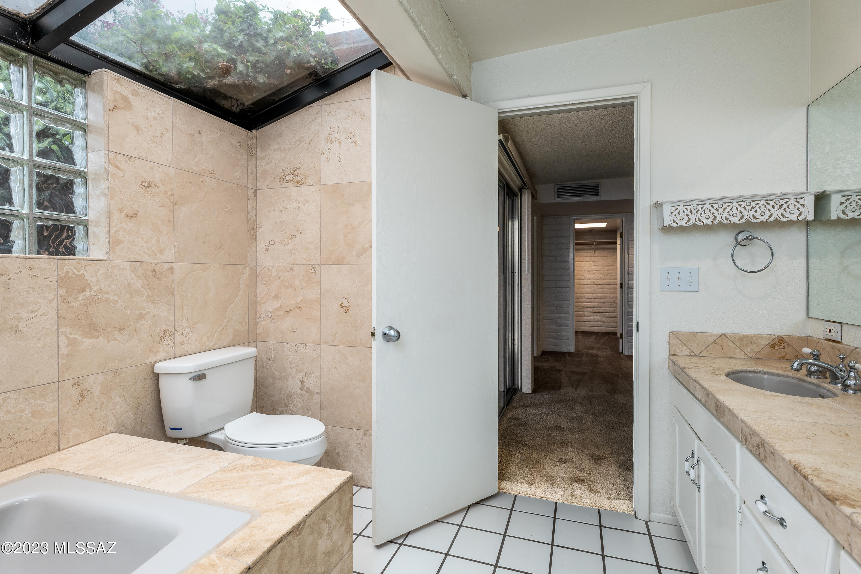 6942 North Table Mountain Road Tucson, AZ 85718 - Photo 31 of 43