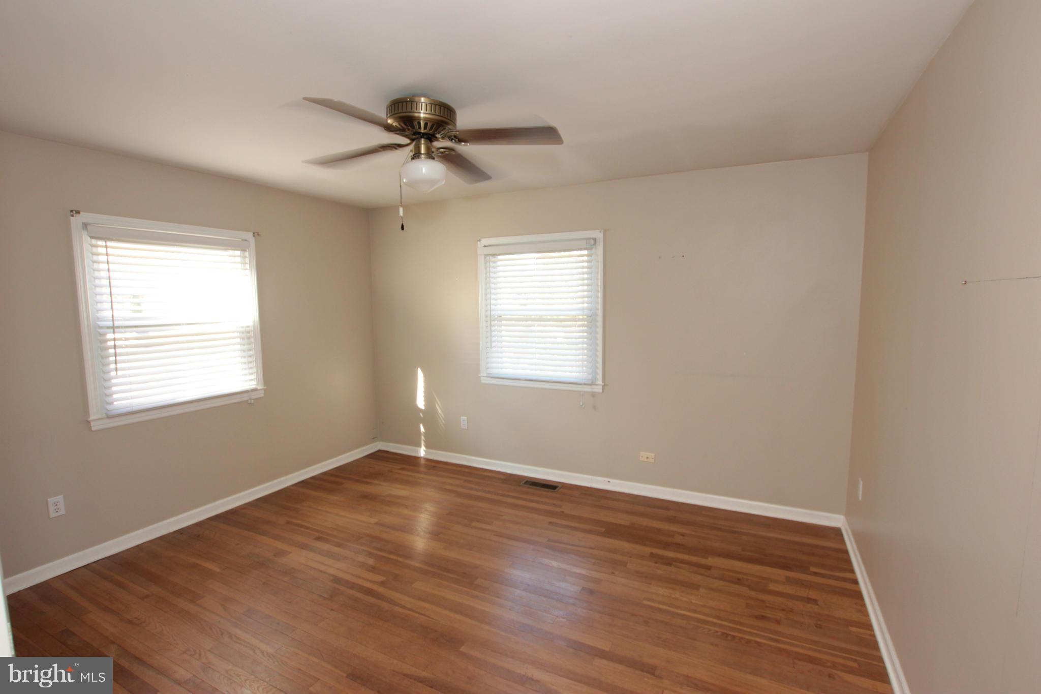 201 East Tazewell Road Sterling, VA 20164 - Photo 16 of 30 Bedroom