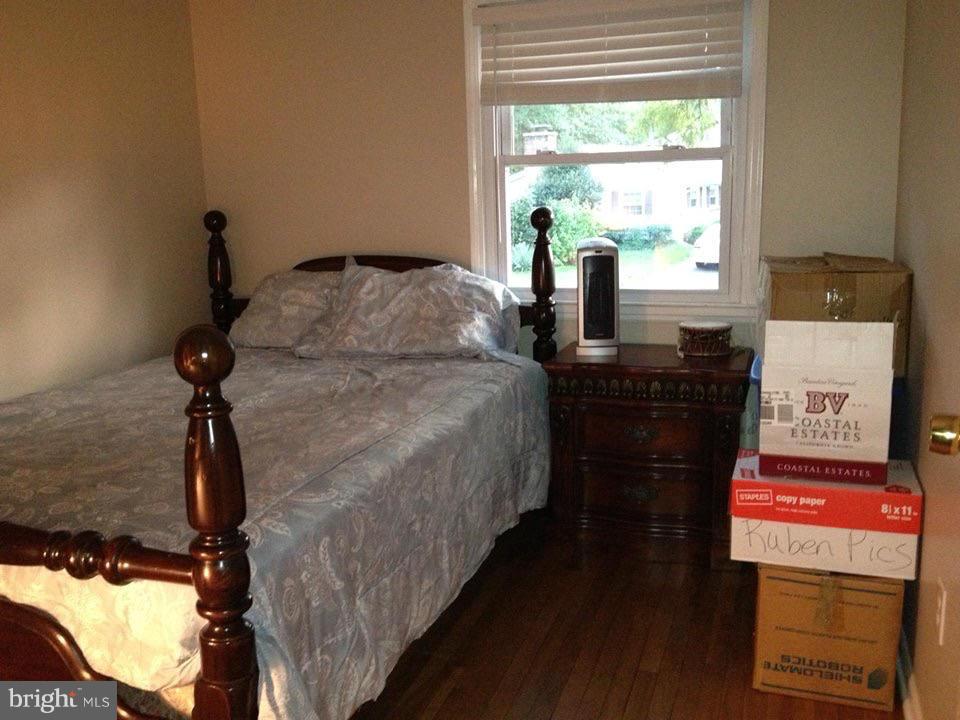 201 East Tazewell Road Sterling, VA 20164 - Photo 17 of 30 Bedroom