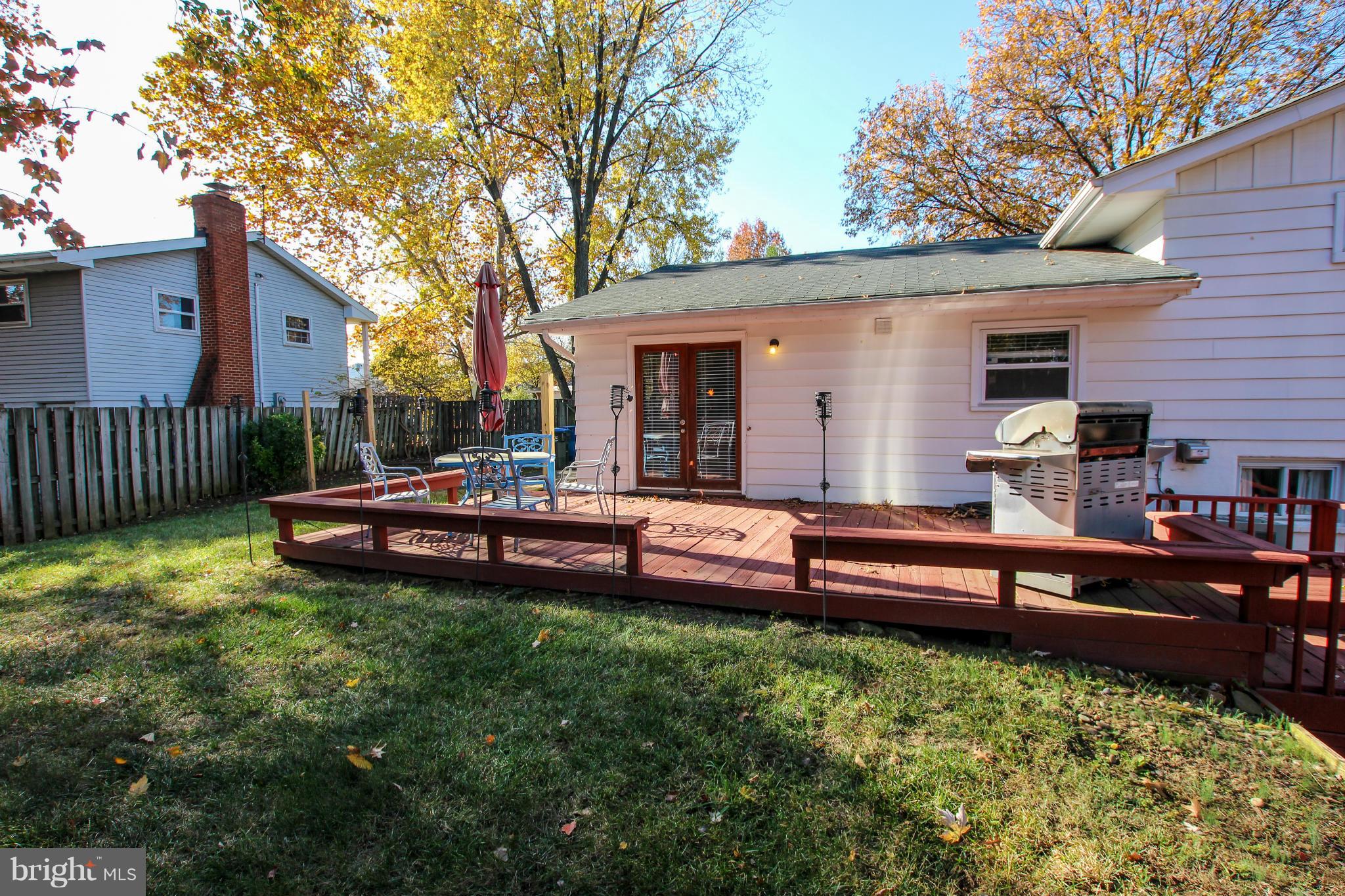 201 East Tazewell Road Sterling, VA 20164 - Photo 30 of 30 Exterior (Rear)
