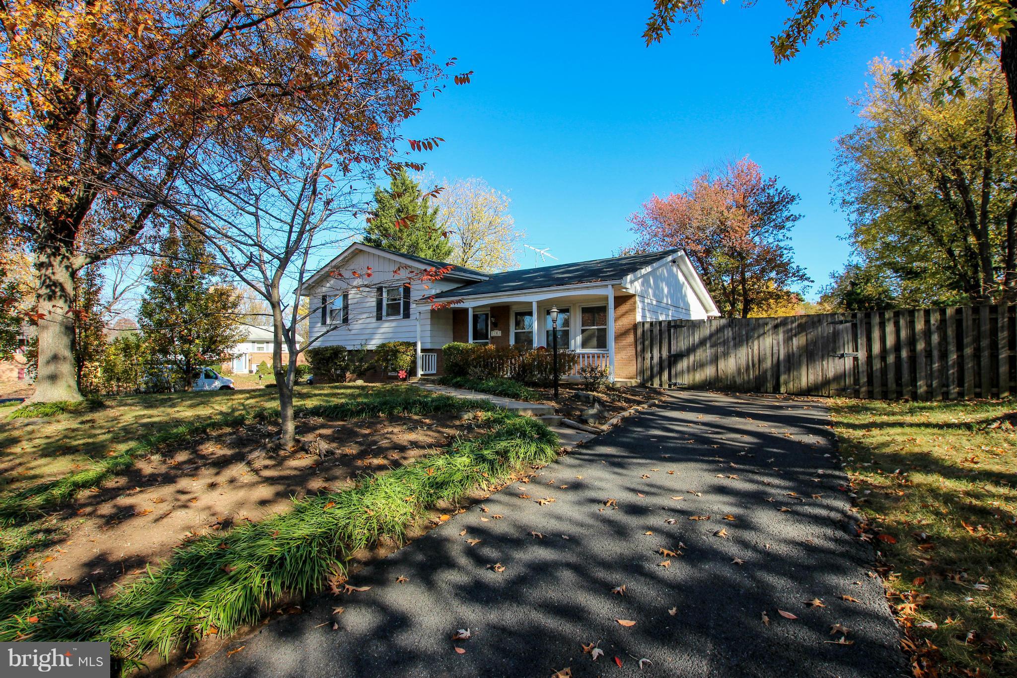 201 East Tazewell Road Sterling, VA 20164 - Photo 4 of 30 Exterior (Front)