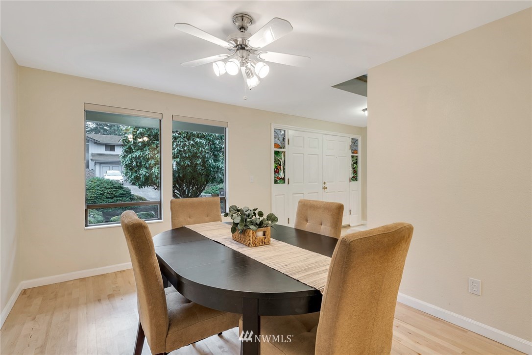 15230 Southeast 175th Place Renton, WA 98058 - Photo 10 of 35 Gallery Image 10