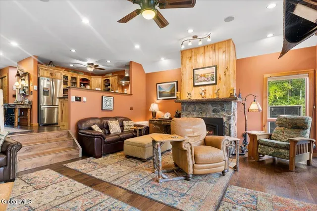 $995,000 | 16 Locust Lane, Unit 3, Hague, NY 12836