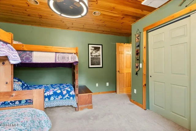 $995,000 | 16 Locust Lane, Unit 3, Hague, NY 12836