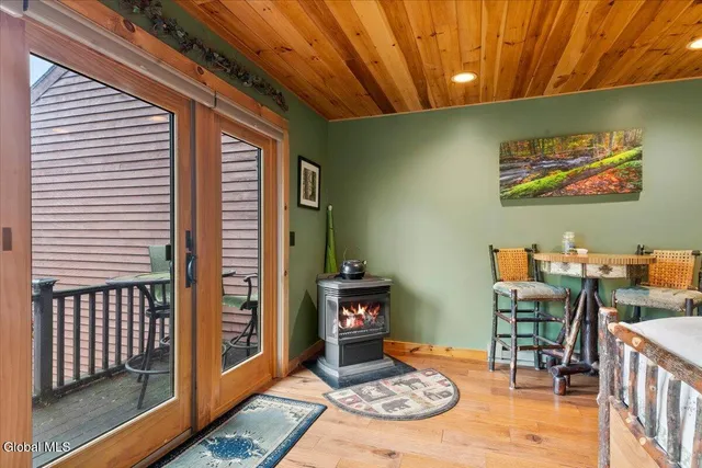 $899,900 | 16 Locust Lane, Unit 3, Hague, NY 12836