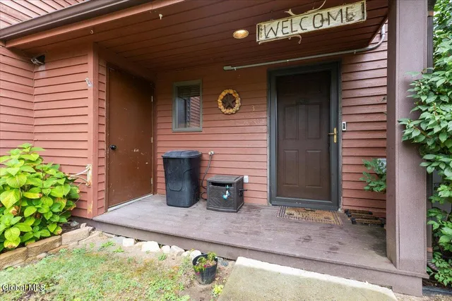 $995,000 | 16 Locust Lane, Unit 3, Hague, NY 12836