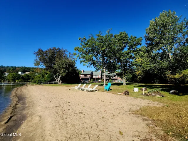 $899,900 | 16 Locust Lane, Unit 3, Hague, NY 12836