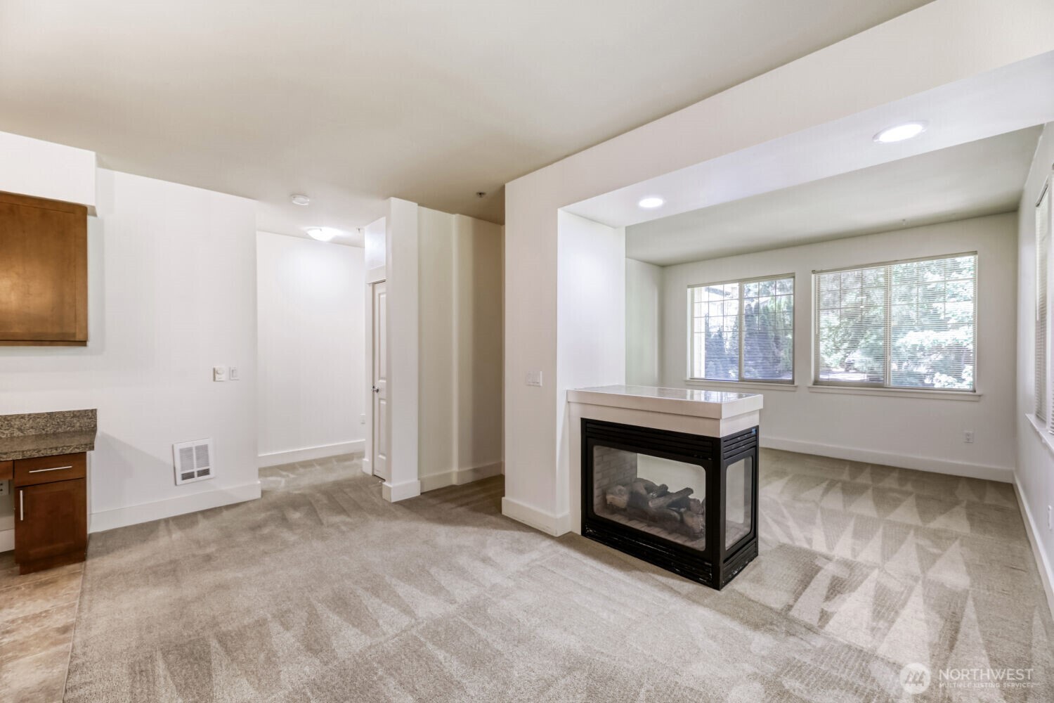 8535 Avondale Road Northeast, Unit A204 Redmond, WA 98052 - Photo 23 of 34