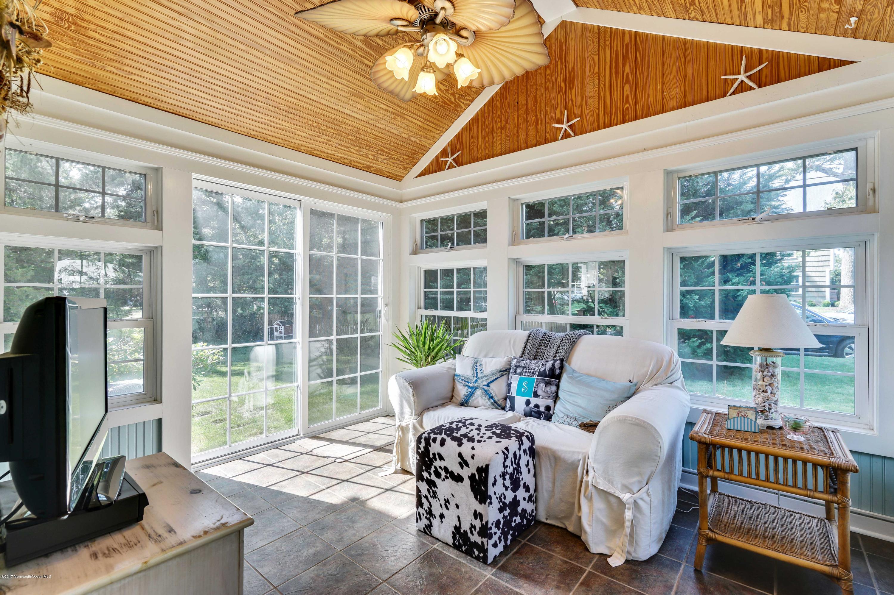 2583 Crestview Road Manasquan, NJ 08736 - Photo 16 of 52 16