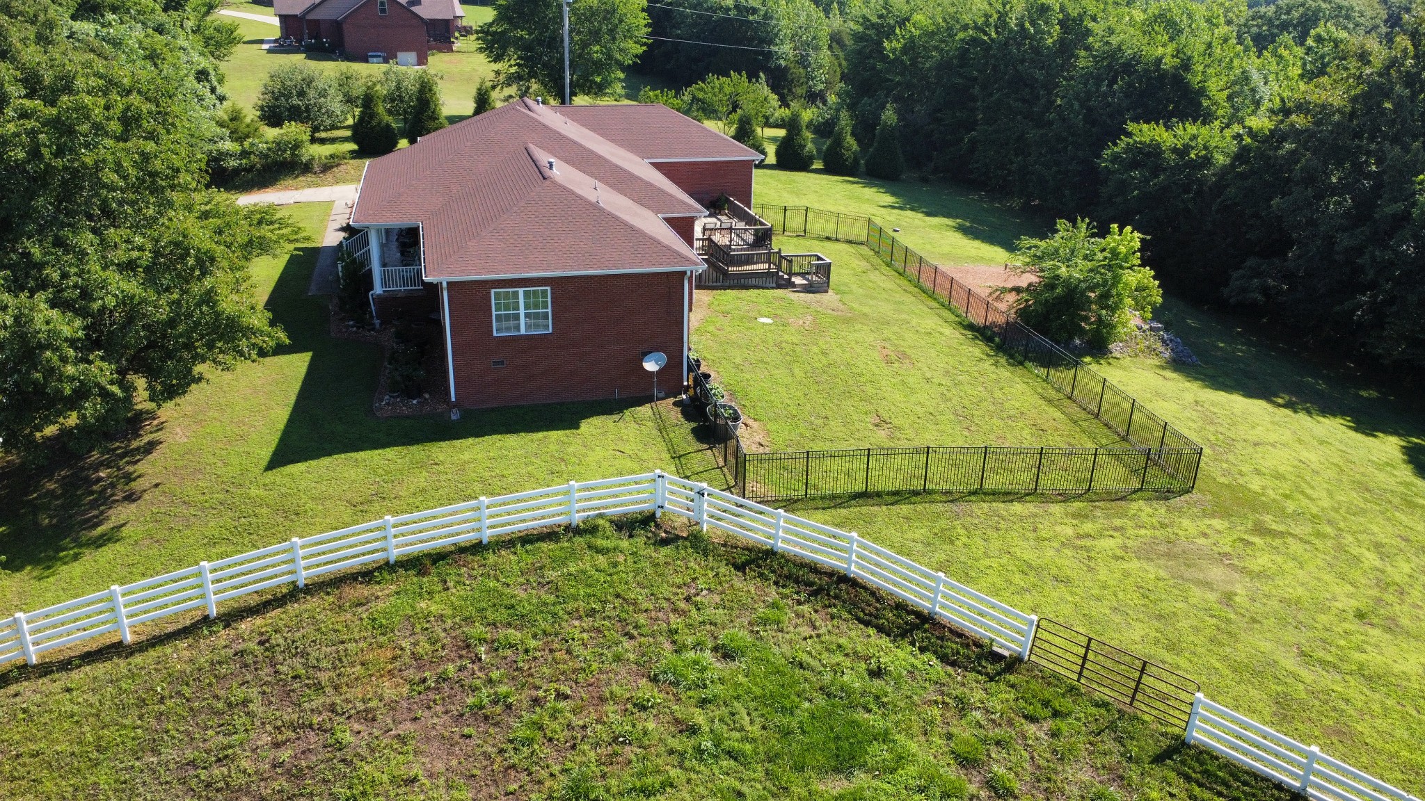 2251 Davidson Graveyard Road Clarksville, TN 37043 - Photo 74 of 78 a view of a house with a yard