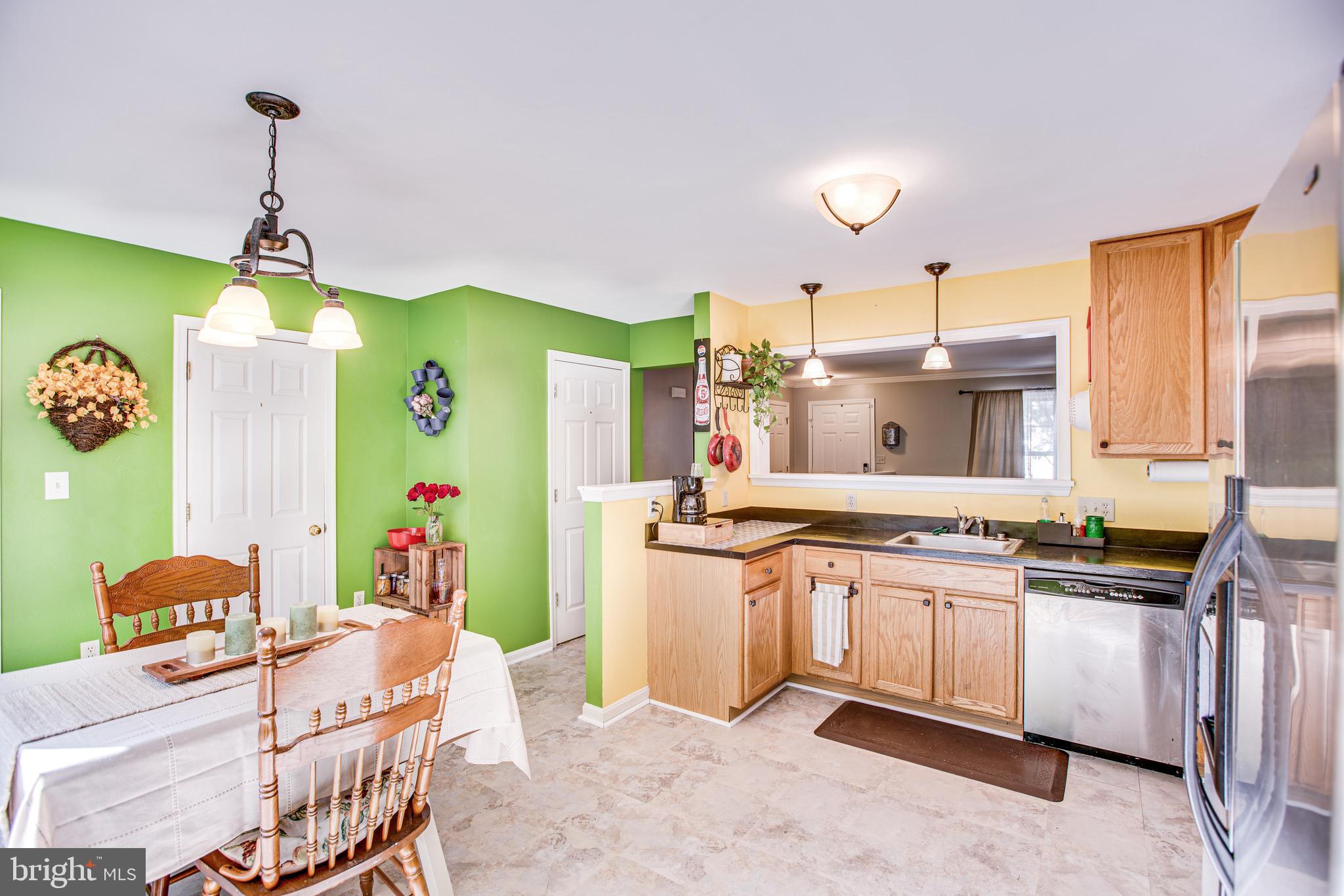 51 Morton Ridge Warrenton, VA 20186 - Photo 2 of 25