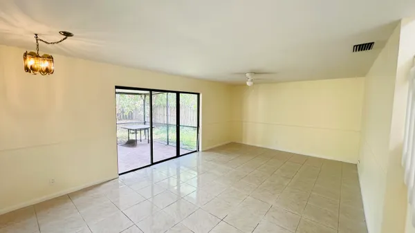 $3,200 | 6077 Strawberry Fields Way, Lake Worth, FL 33463