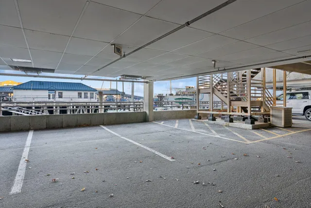 $895,000 | 105 Chandlers Wharf, Unit 105, Portland, ME 04101