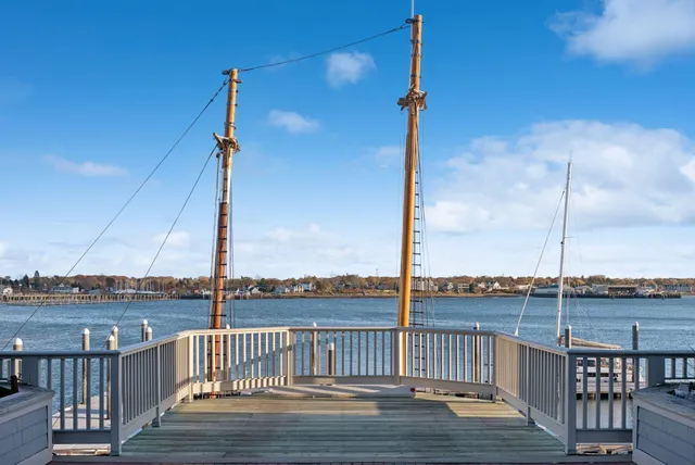 $895,000 | 105 Chandlers Wharf, Unit 105, Portland, ME 04101
