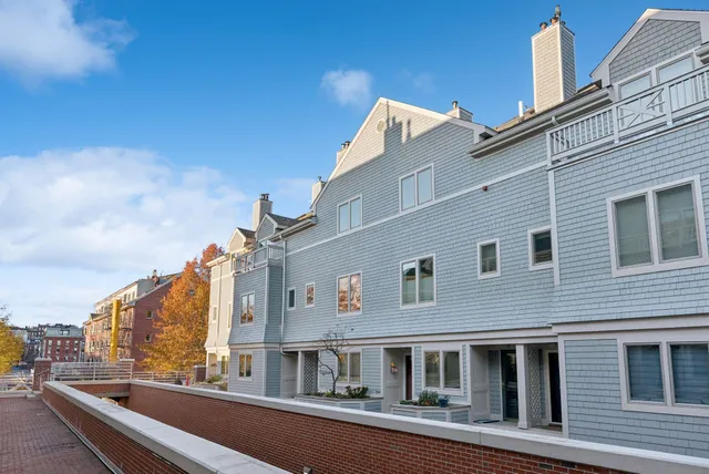 $895,000 | 105 Chandlers Wharf, Unit 105, Portland, ME 04101