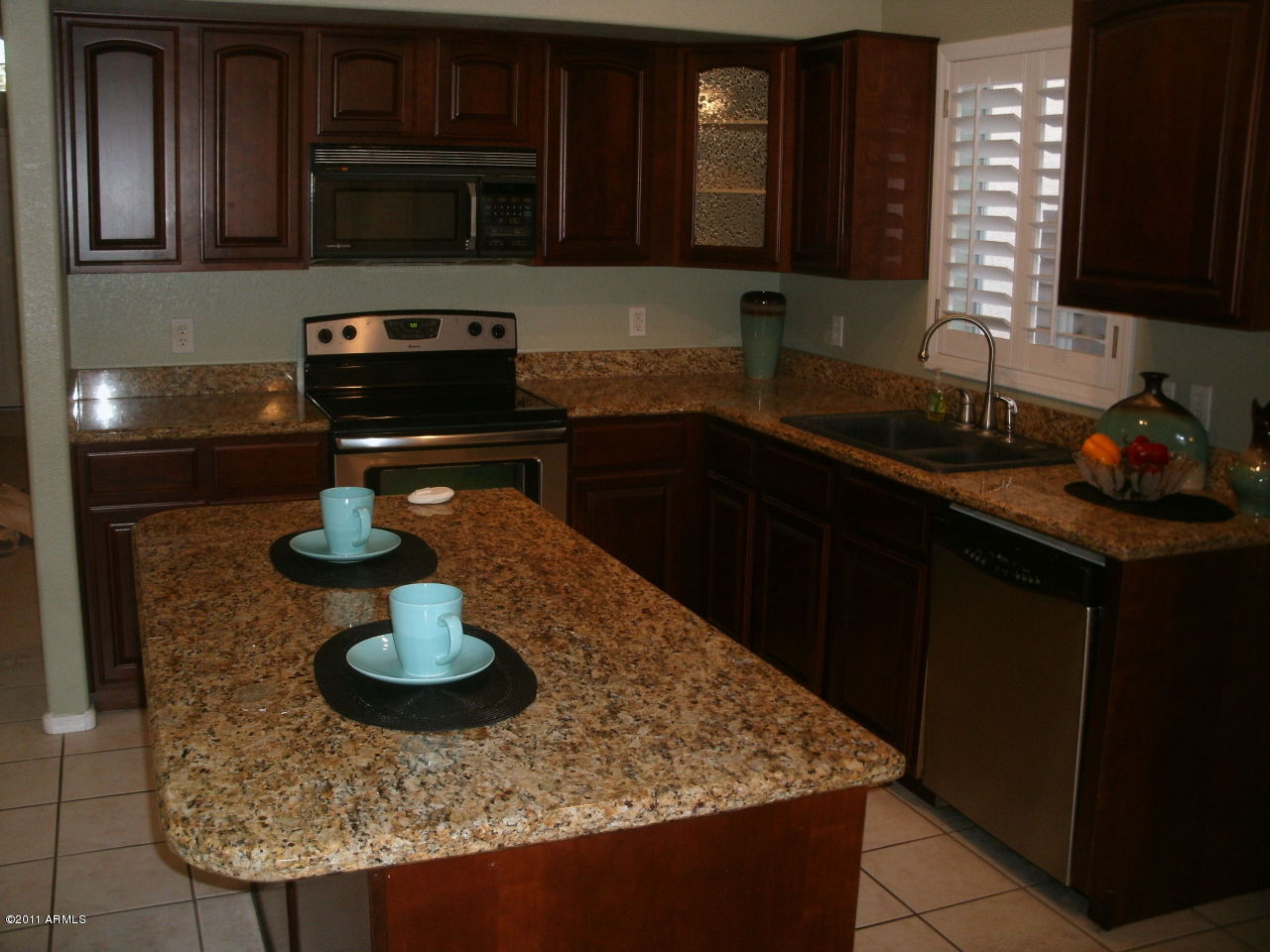 7781 West Boca Raton Road Peoria, AZ 85381 - Photo 4 of 19 GEDC7813