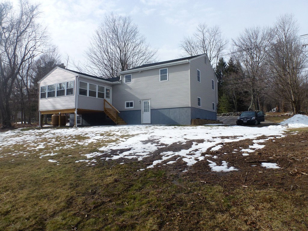 44 Flagg Road Southborough, MA 01772 - Photo 3 of 27 Gallery Image 3