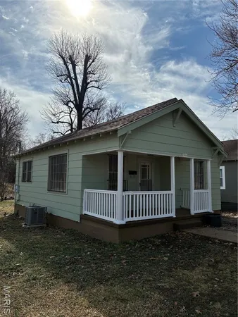 $84,000 | 1002 Tremont Street, Poplar Bluff, MO 63901