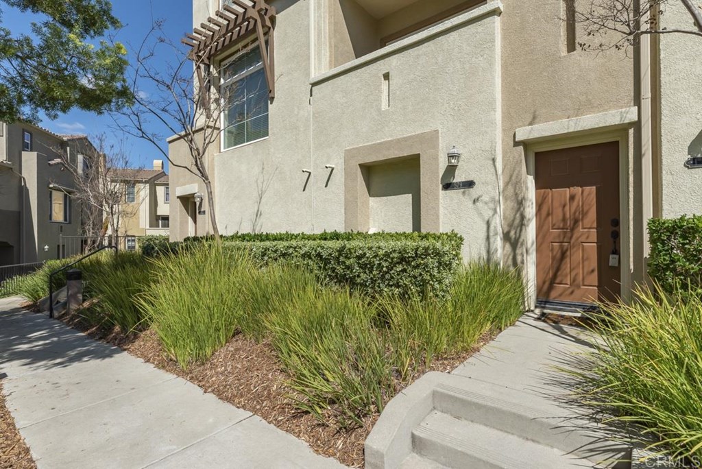579 Almond Road San Marcos, CA 92078 - Photo 1 of 1 Gallery Image 1