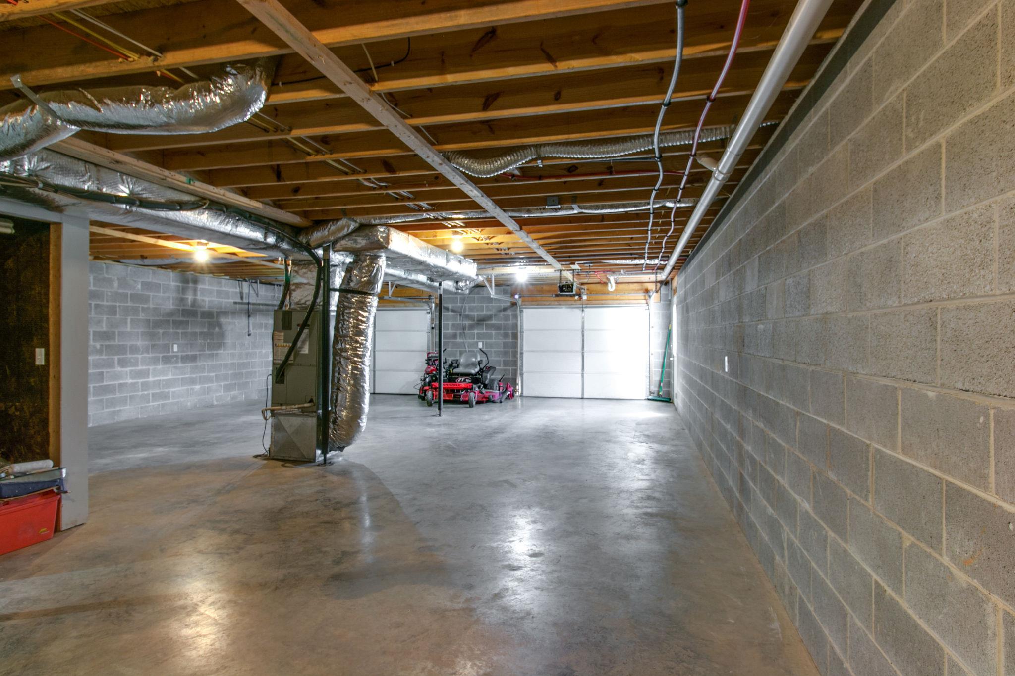 346 Wynns Ferry Road Dover, TN 37058 - Photo 21 of 27 Basement is huge!