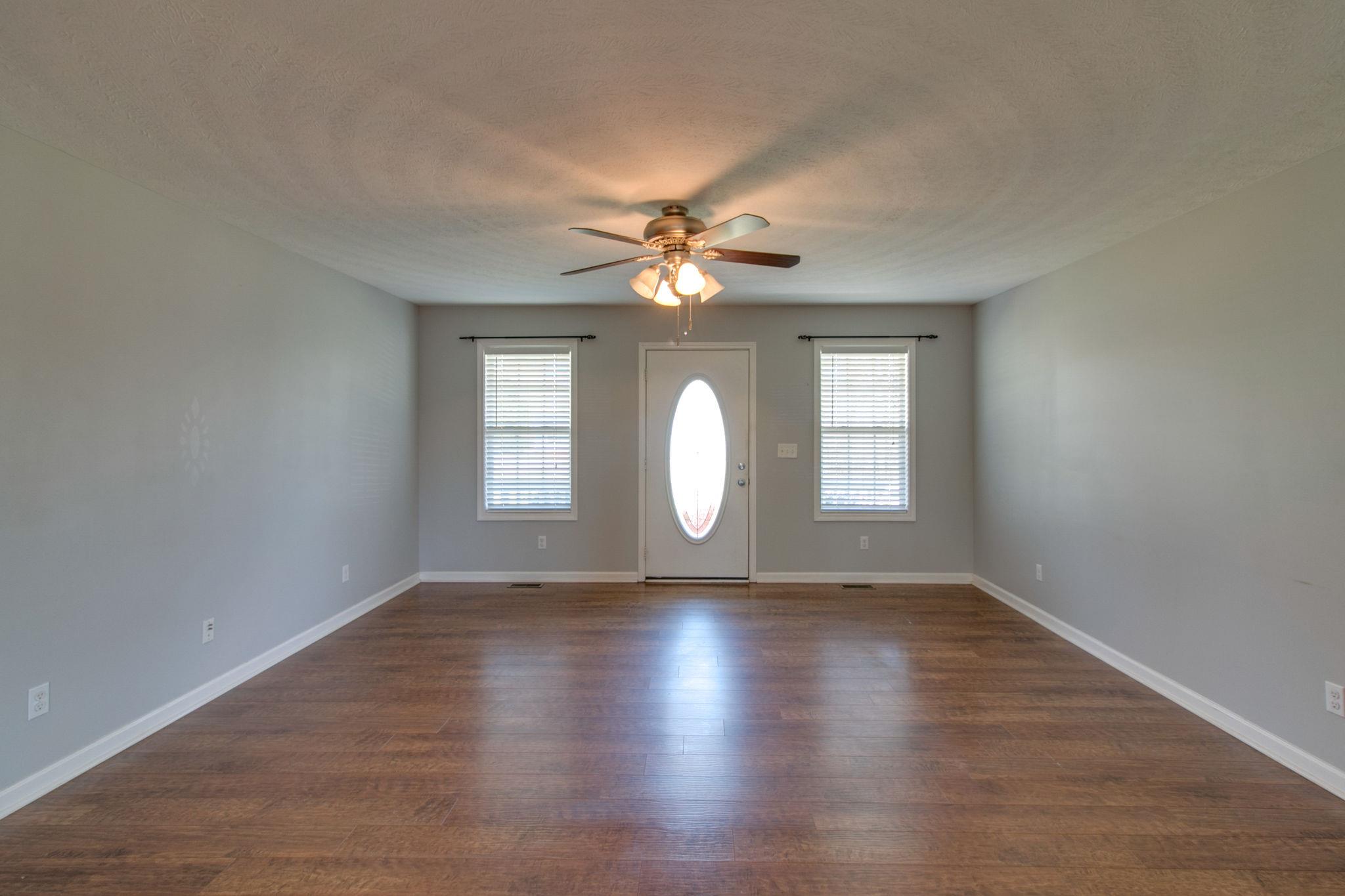346 Wynns Ferry Road Dover, TN 37058 - Photo 5 of 27 Gallery Image 5