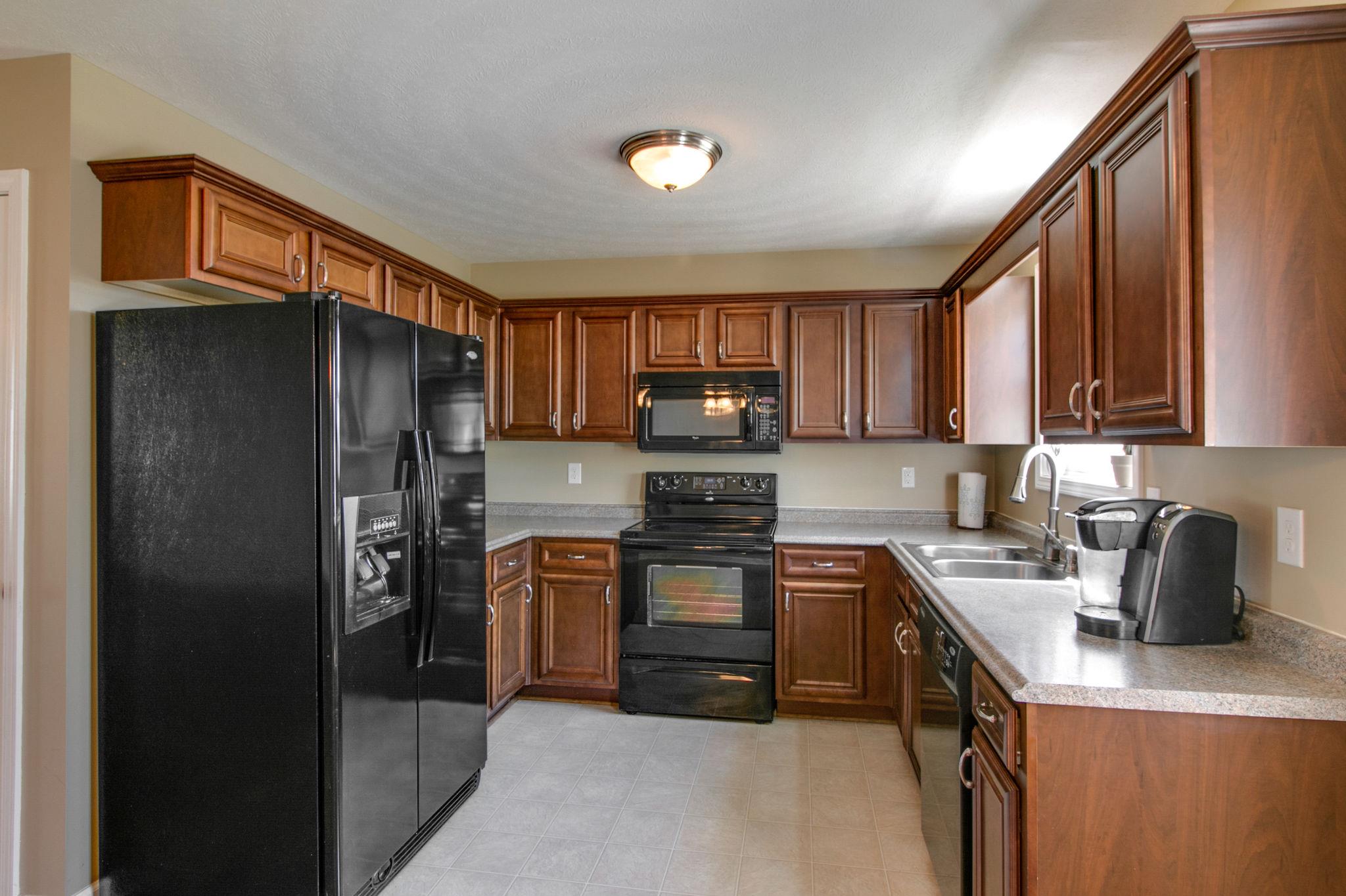346 Wynns Ferry Road Dover, TN 37058 - Photo 8 of 27 appliances stay
