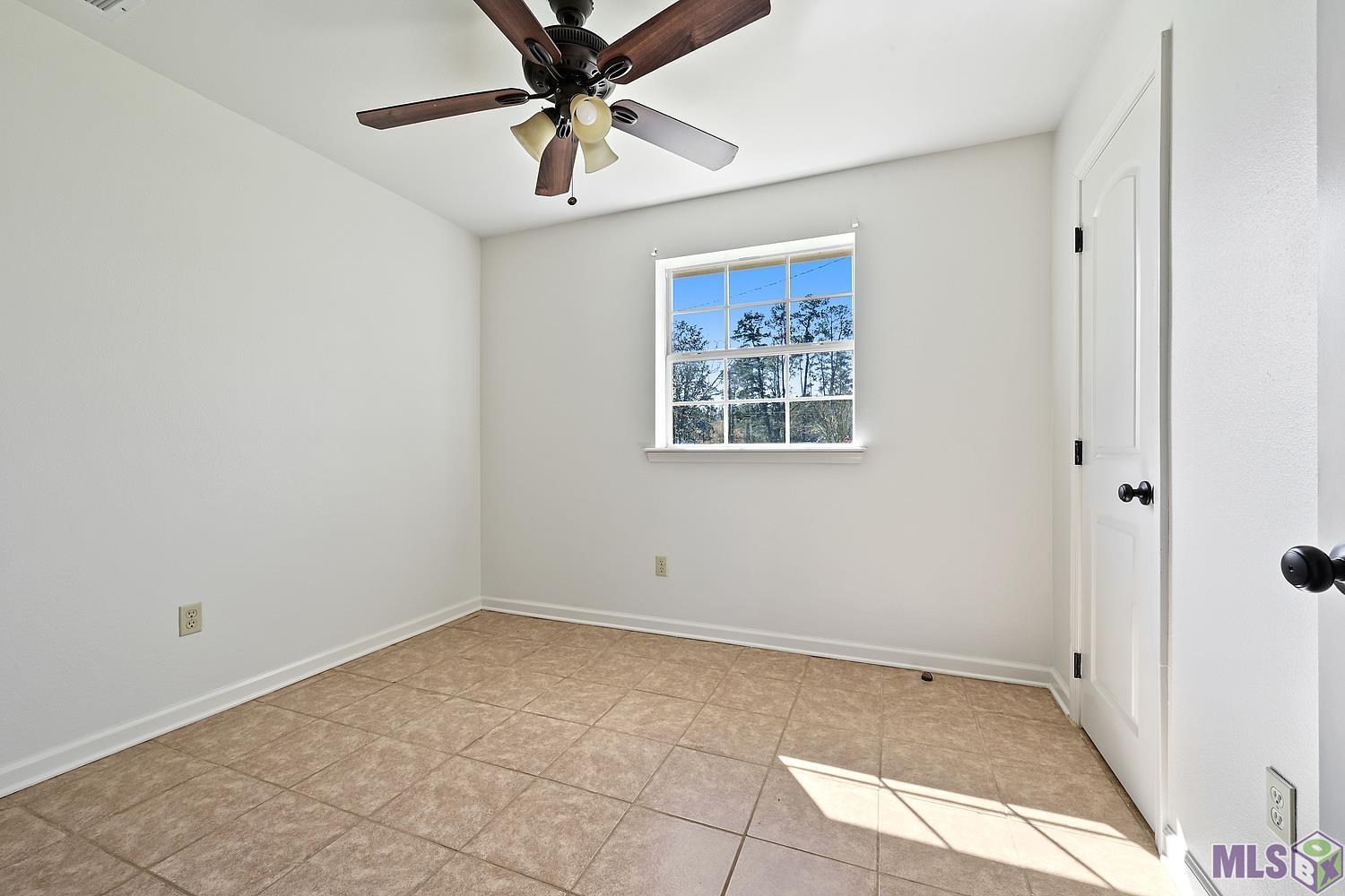 30734 Ranchero Circle Denham Springs, LA 70726 - Photo 6 of 10 Gallery Image 6