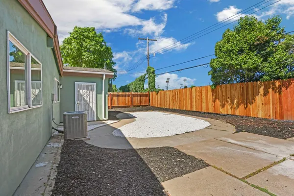 $430,000 | 3893 32nd Avenue, Sacramento, CA 95824
