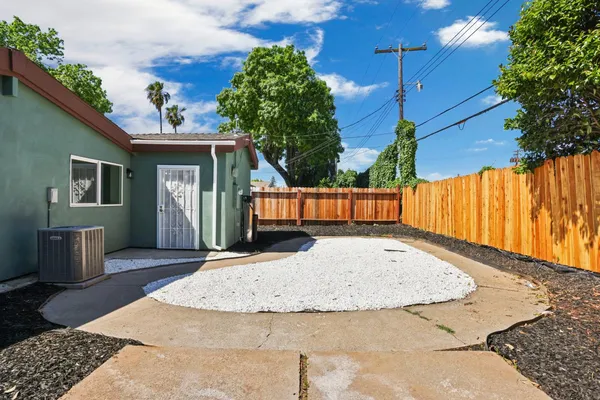 $430,000 | 3893 32nd Avenue, Sacramento, CA 95824
