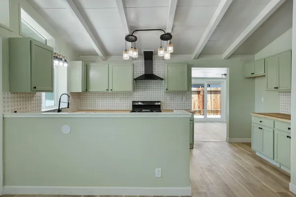$430,000 | 3893 32nd Avenue, Sacramento, CA 95824