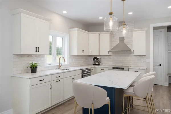 $712,500 | 3918 Wheatfield Crossing, North Tonawanda, NY 14120
