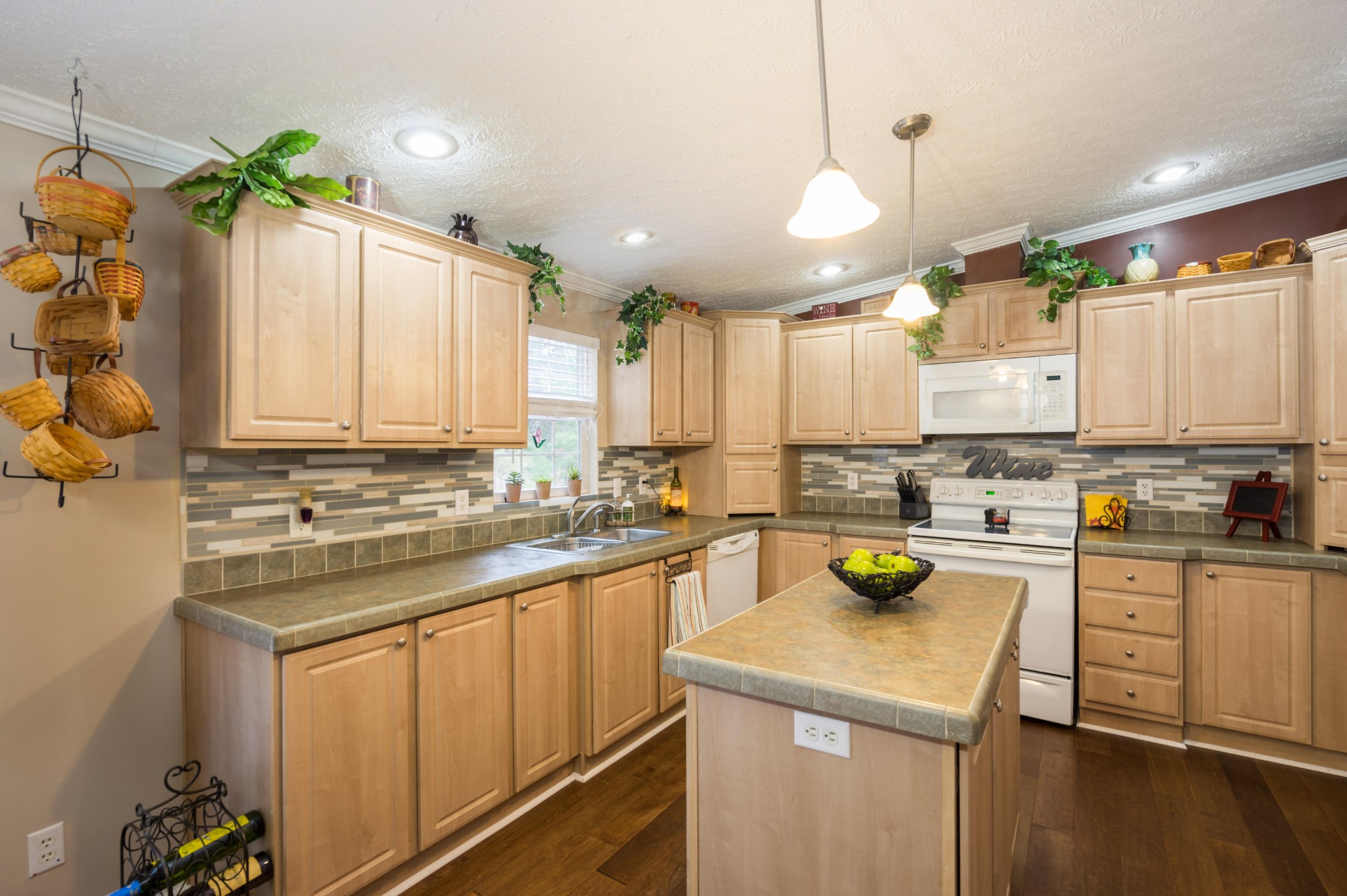 11016 Hankins Road Soddy-Daisy, TN 37379 - Photo 8 of 34 Gallery Image 8