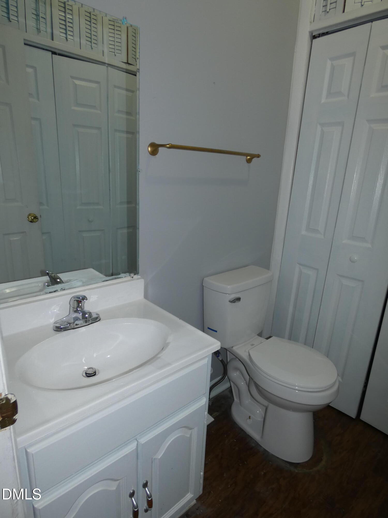 5800 Meadowbrook Road Raleigh, NC 27603 - Photo 11 of 26 9P1010876