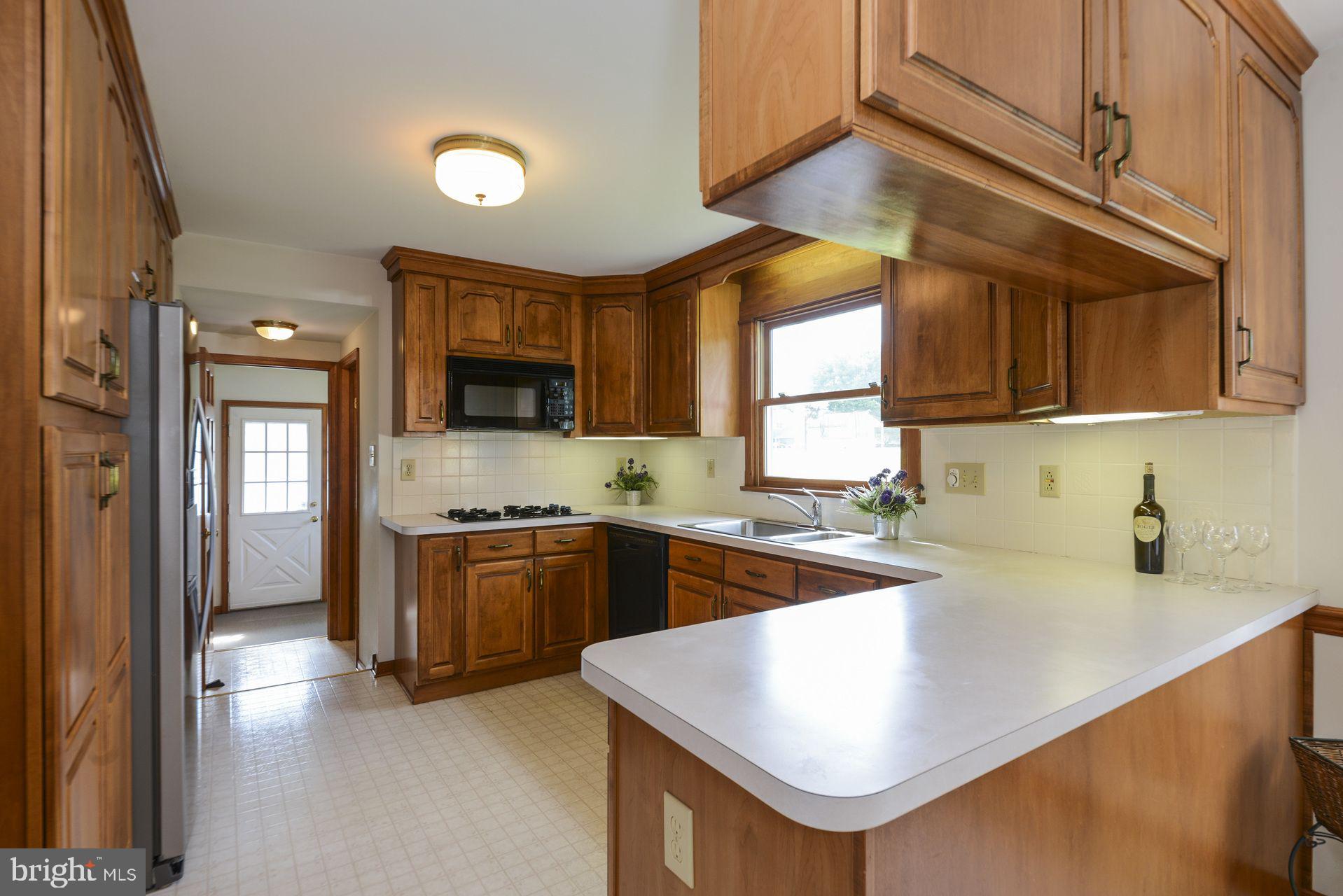 802 Hilltop Road Cinnaminson, NJ 08077 - Photo 15 of 31 Gallery Image 15