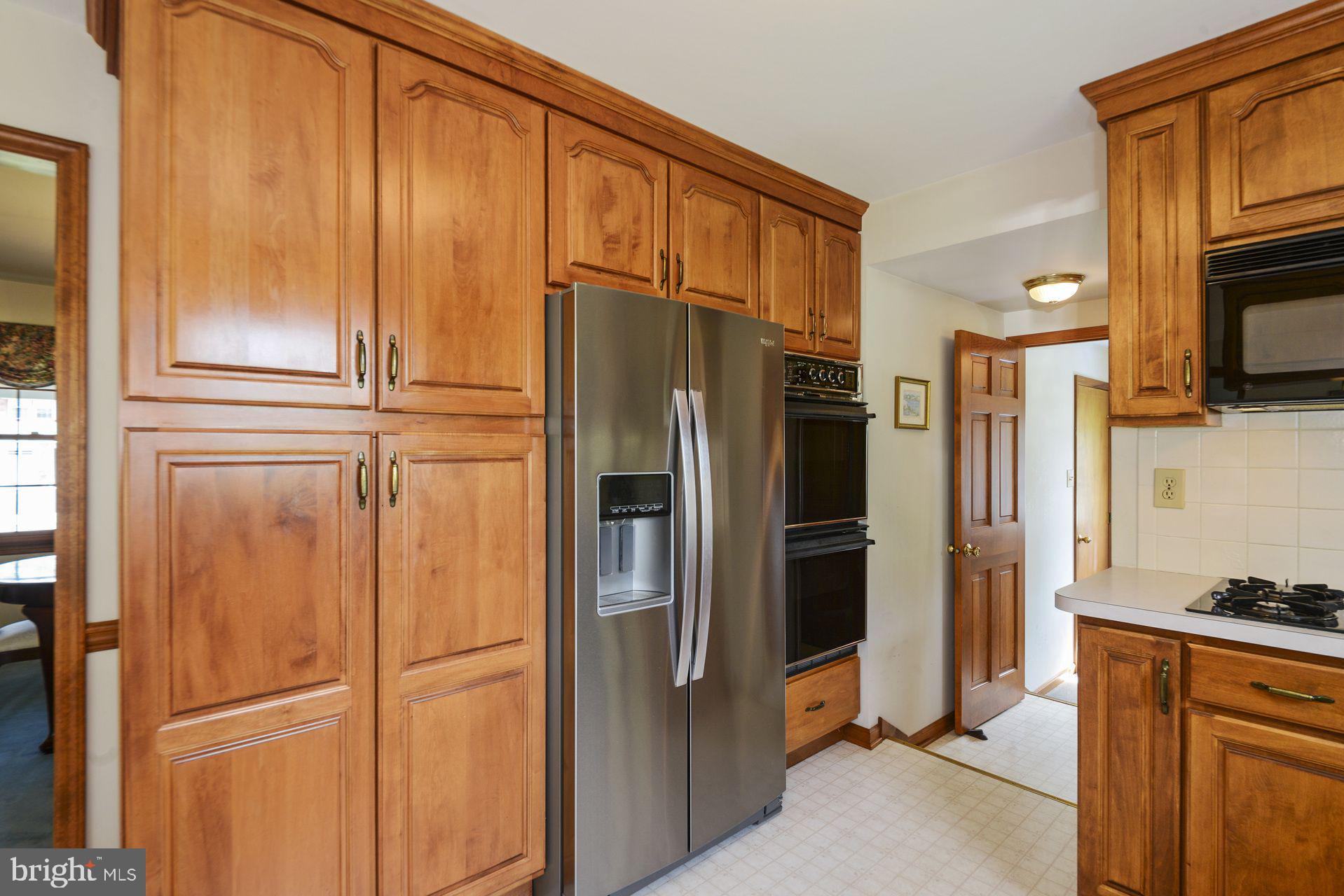 802 Hilltop Road Cinnaminson, NJ 08077 - Photo 16 of 31 Gallery Image 16