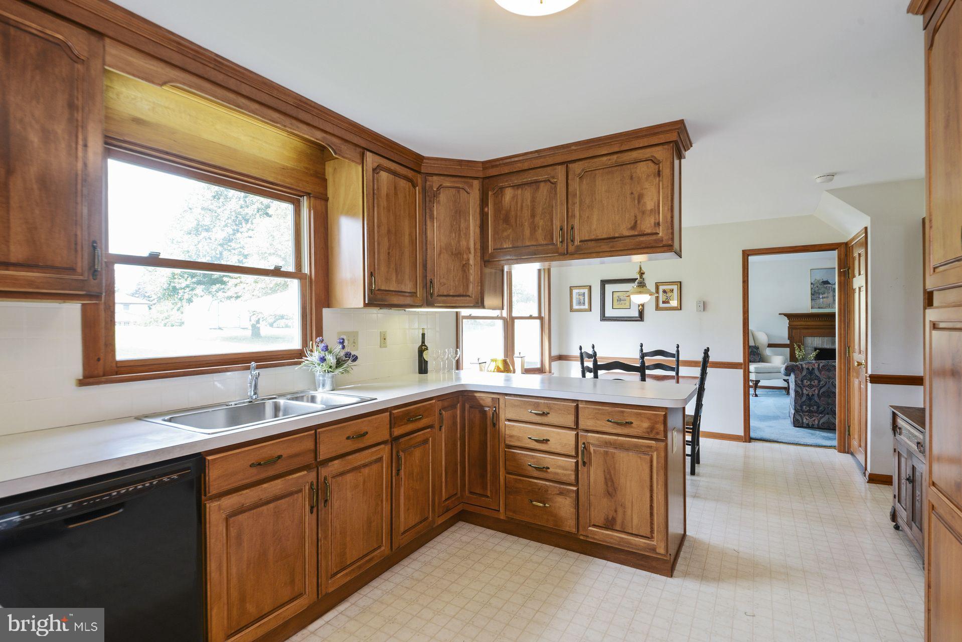802 Hilltop Road Cinnaminson, NJ 08077 - Photo 17 of 31 Gallery Image 17