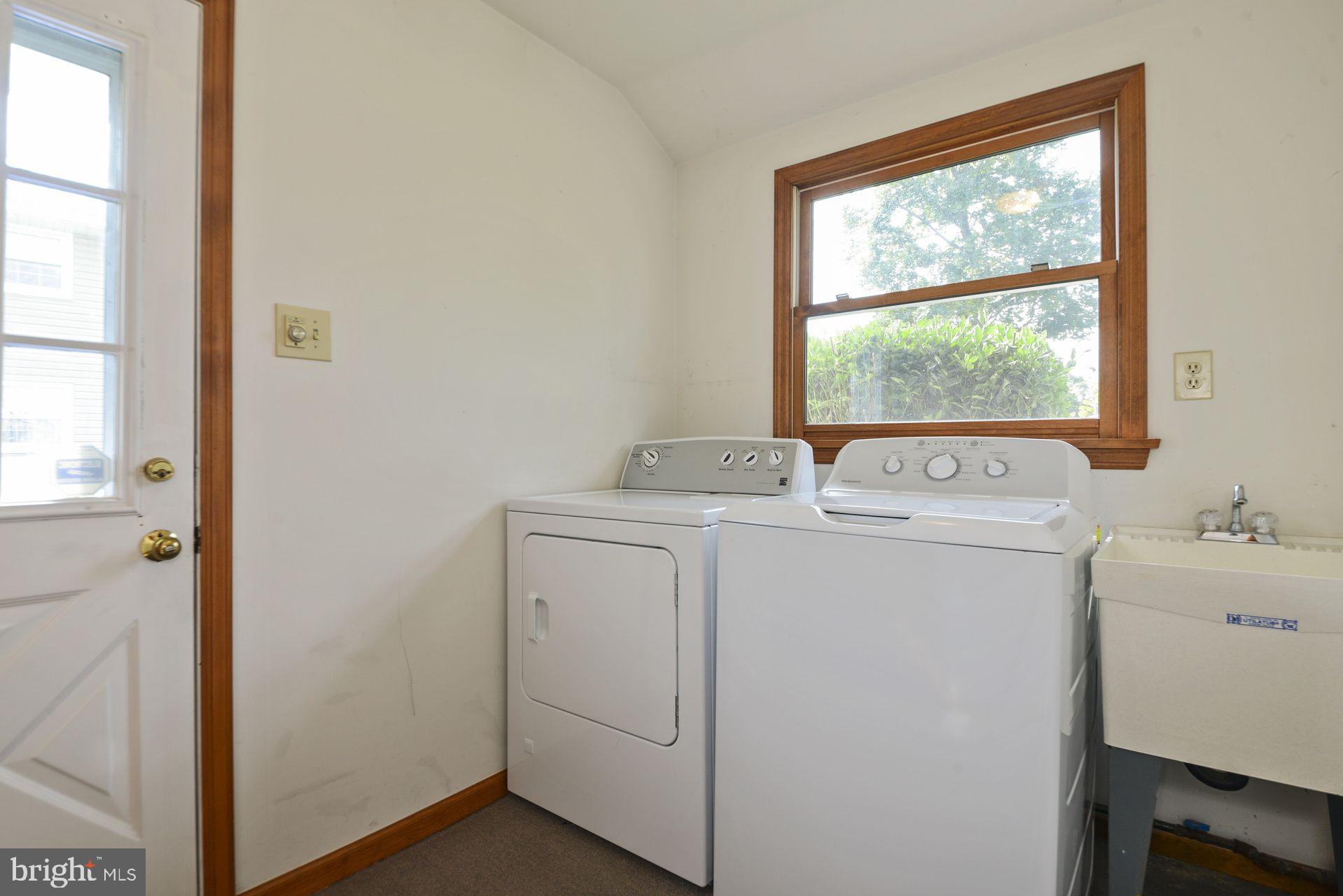 802 Hilltop Road Cinnaminson, NJ 08077 - Photo 18 of 31 Gallery Image 18