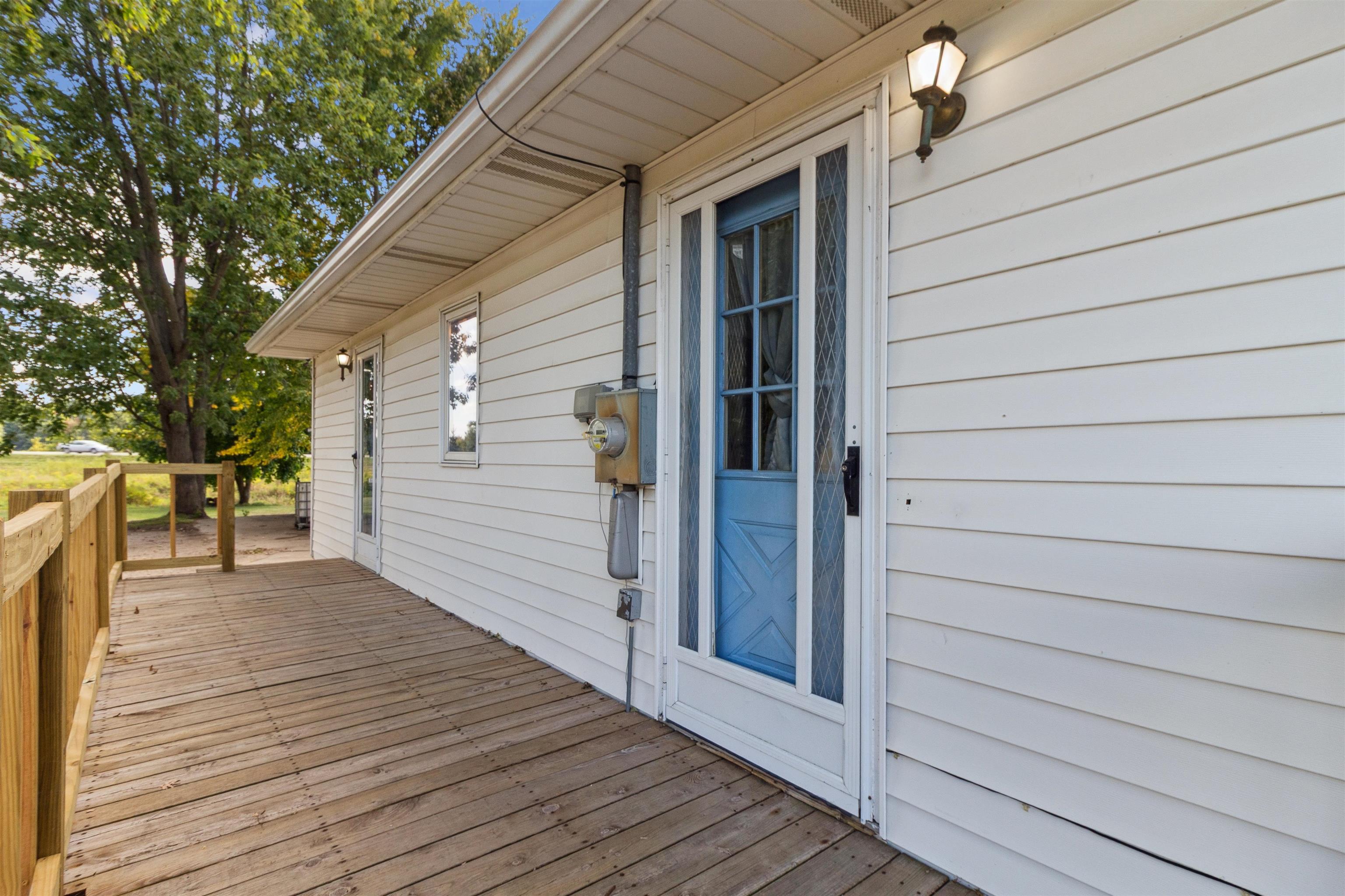 285 West Hoffman Road St. Louis, MI 48880 - Photo 5 of 32 Gallery Image 5