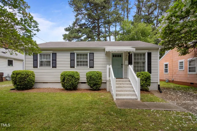 $300,000 | 1208 West Murray Avenue, Durham, NC 27704