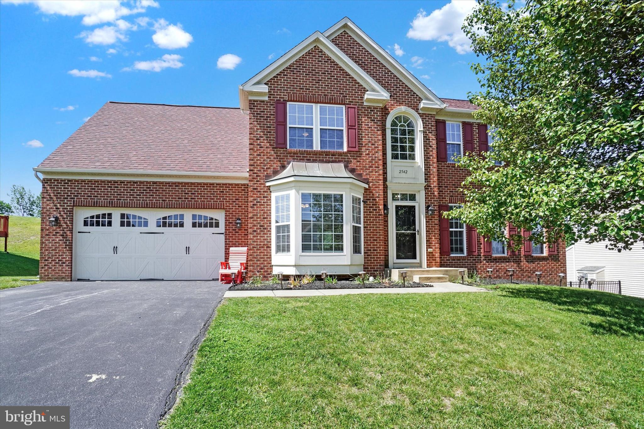 2542 Codorus Lane Spring Grove, PA 17362 - Photo 1 of 31 Gallery Image 1