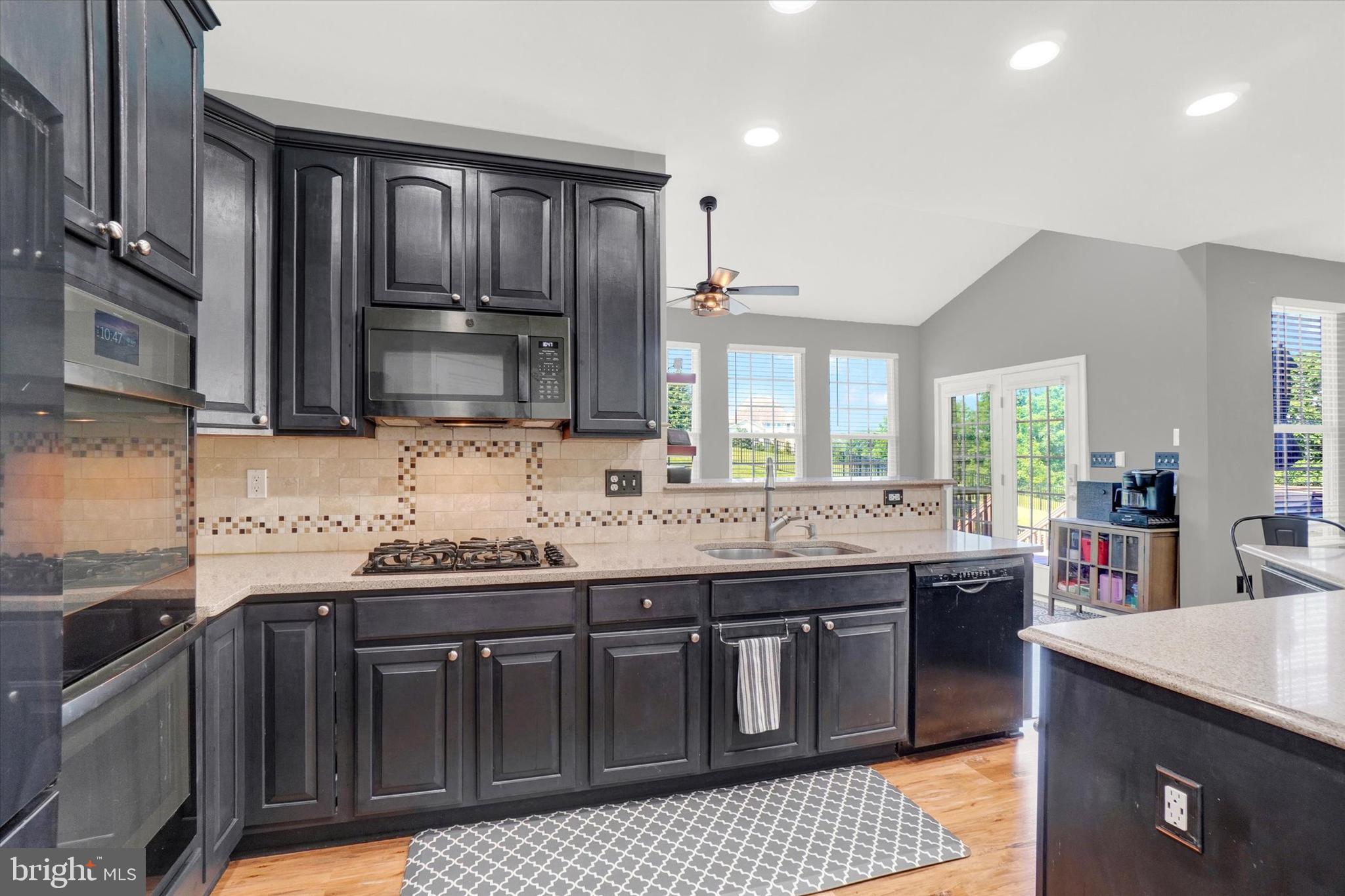 2542 Codorus Lane Spring Grove, PA 17362 - Photo 7 of 31 Gallery Image 7