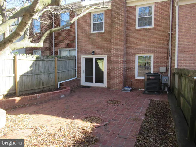 $3,400 | 4516 Airlie Way, Annandale, VA 22003