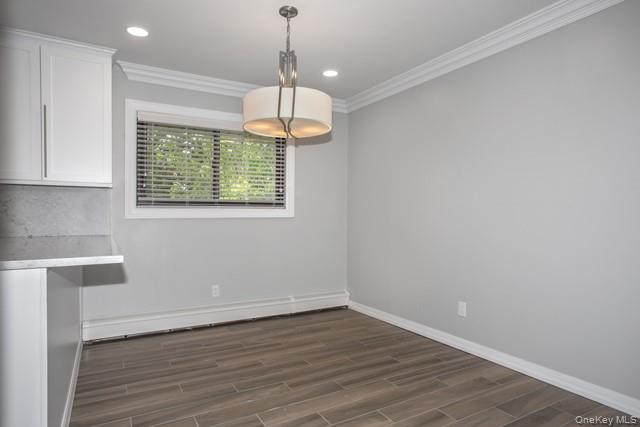 26 Perry Street, Unit 3 Lindenhurst, NY 11757 - Photo 3 of 8