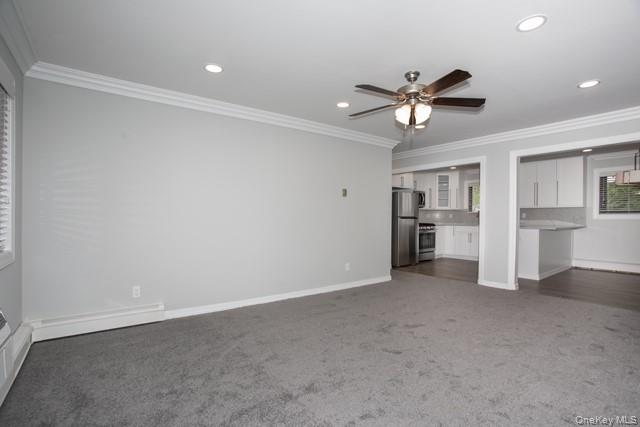 26 Perry Street, Unit 3 Lindenhurst, NY 11757 - Photo 4 of 8