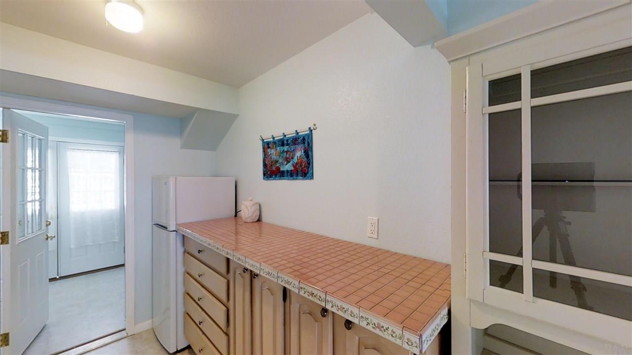341 Garcon Point Road Milton, FL 32583 - Photo 8 of 37 Gallery Image 8