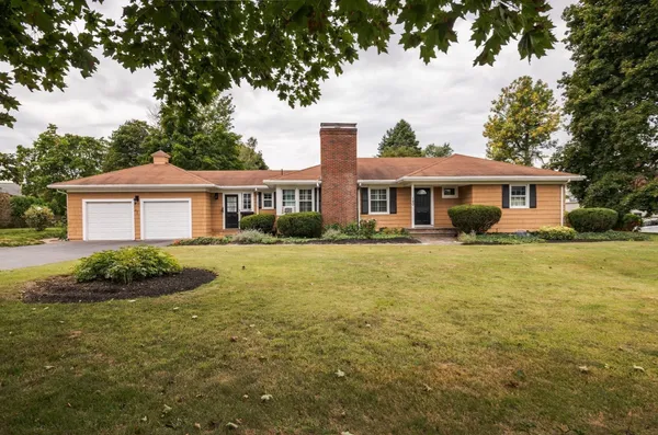 $1,200,000 | 140 High Street, Ipswich, MA 01938
