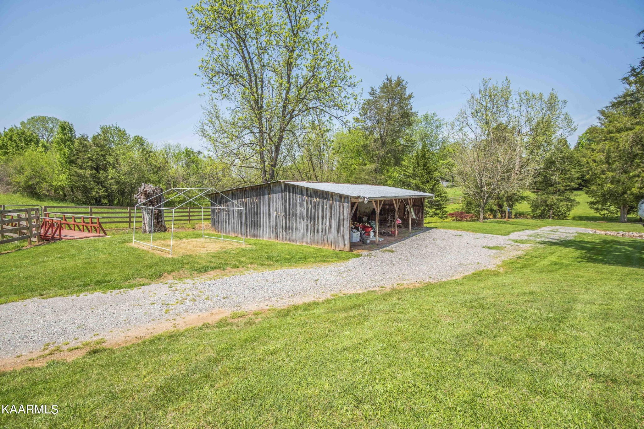 7615 Meadow Road West Greenback, TN 37742 - Photo 49 of 60 Gallery Image 49