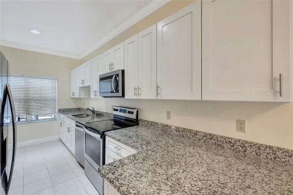 $1,895,000 | 925 Indian River Drive, Sebastian, FL 32958
