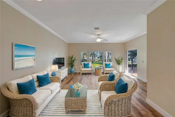 $1,895,000 | 925 Indian River Drive, Sebastian, FL 32958