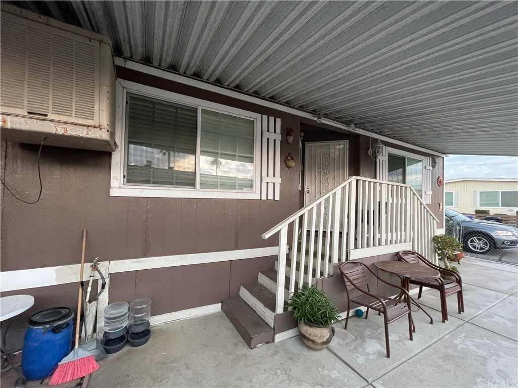 3825 Crestmore Road, Unit 340 Riverside, CA 92509 - Photo 2 of 21 Gallery Image 2